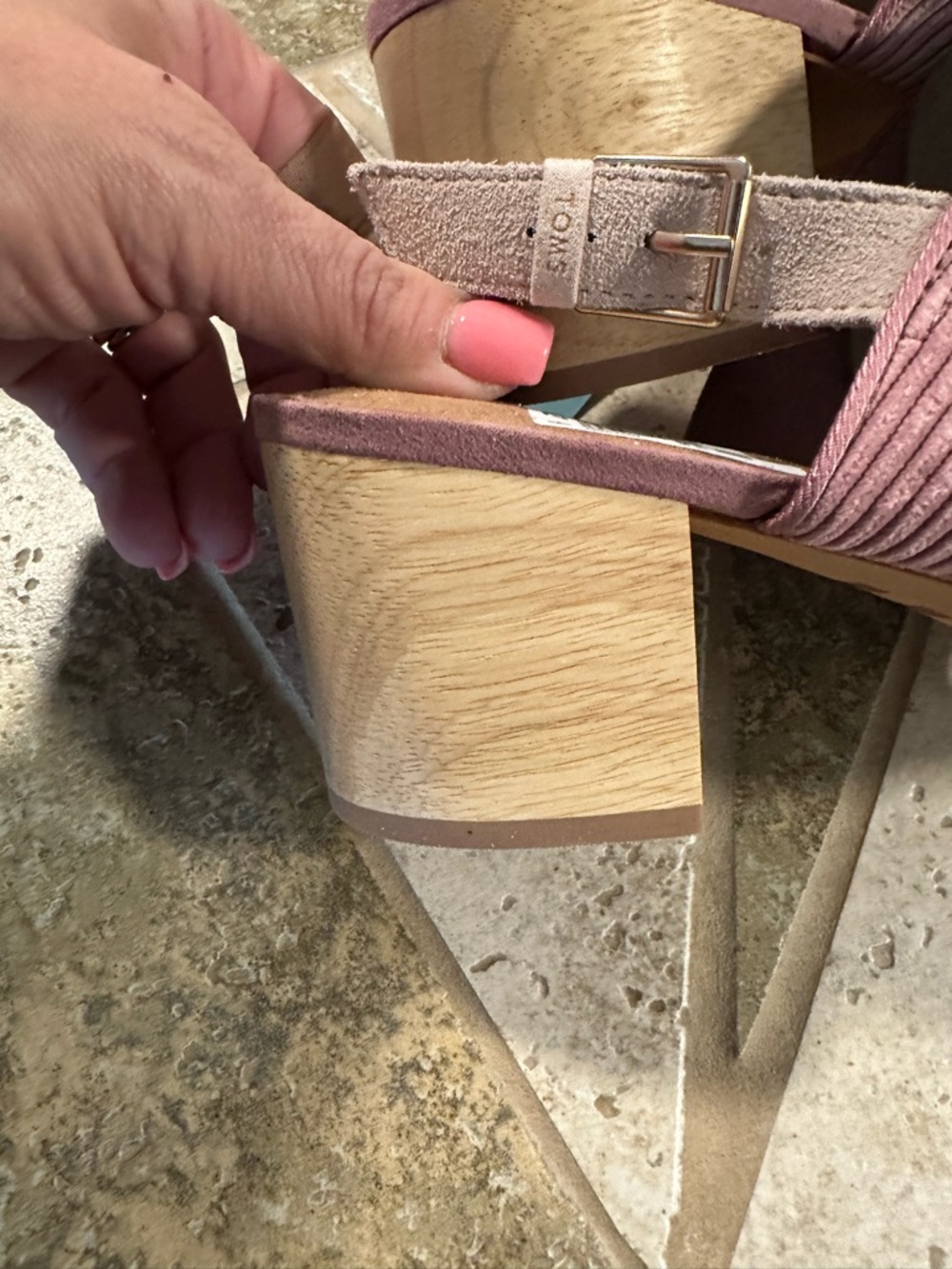 Toms Light Mauve/Pink Ribbed Block Heel Sandals - NWT - Picture 3 of 6
